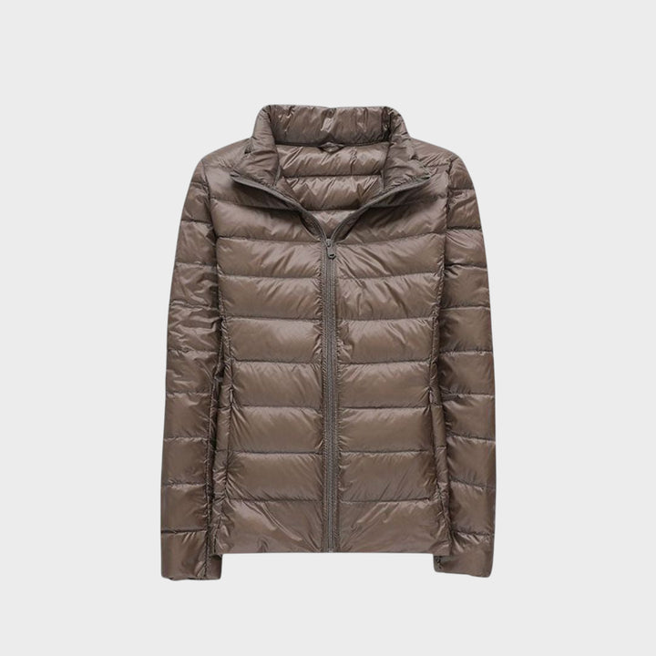 Ela - Nova Ultralahka Jakna Z Belimi Račjimi Perji