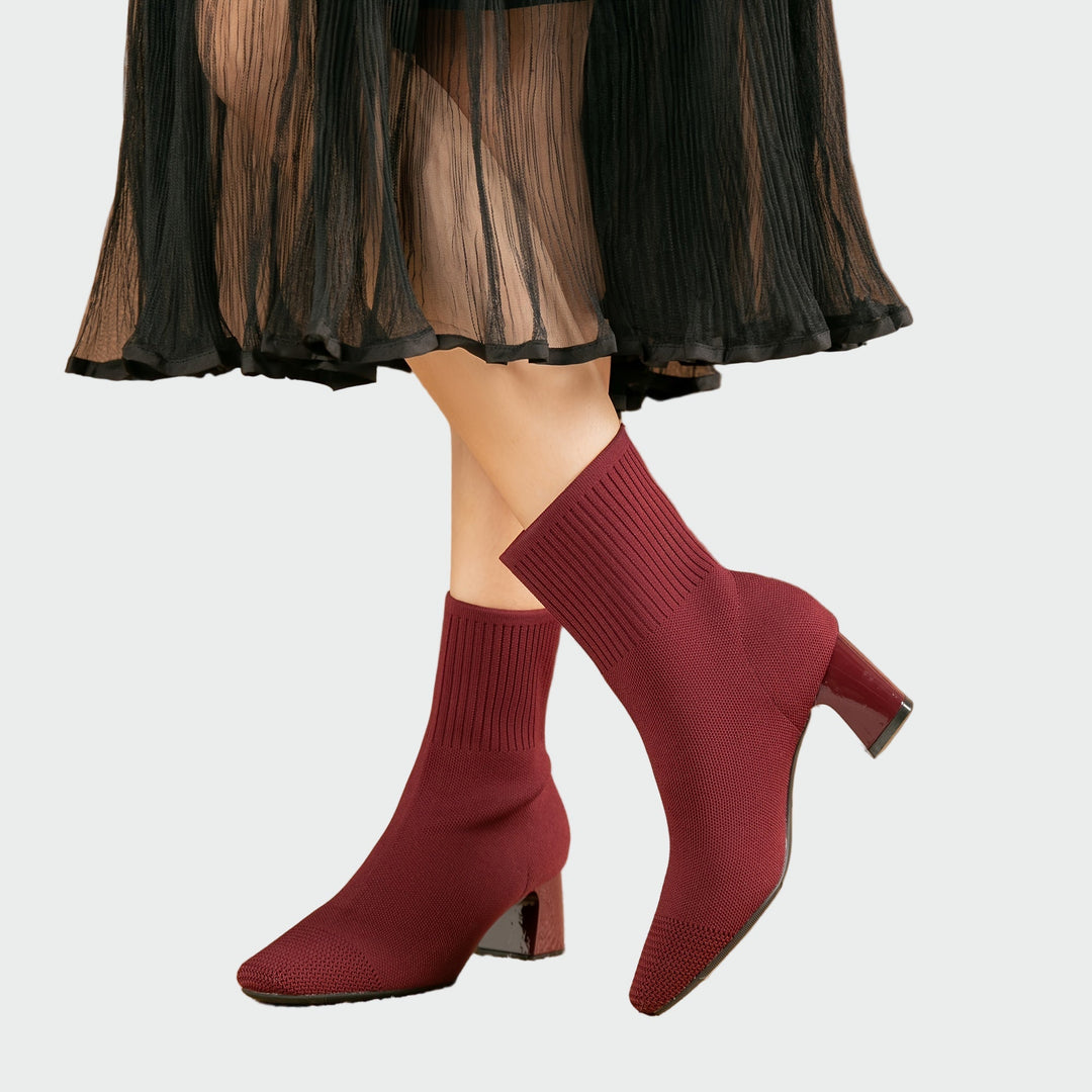 Milena – udobni pleteni ortopedski škornji za zdrave noge