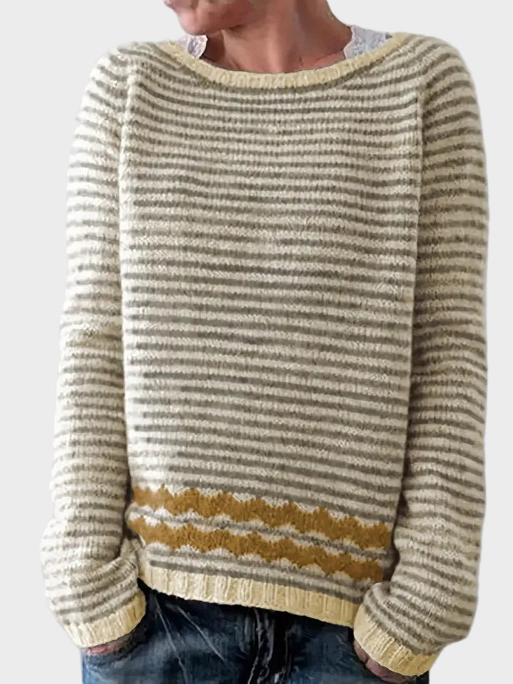 Teja - Ženski casual pulover z diskretnimi črtami