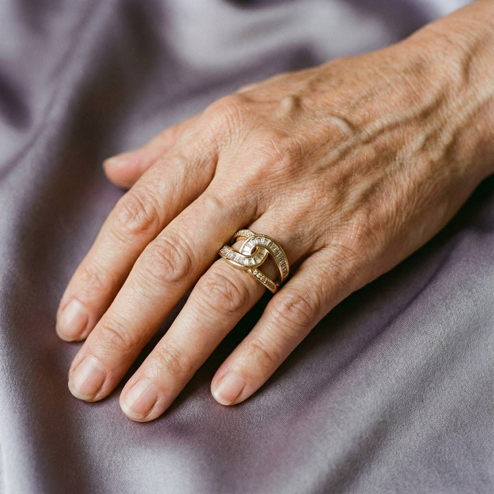 Elegantne Sõrmus Sõlmega