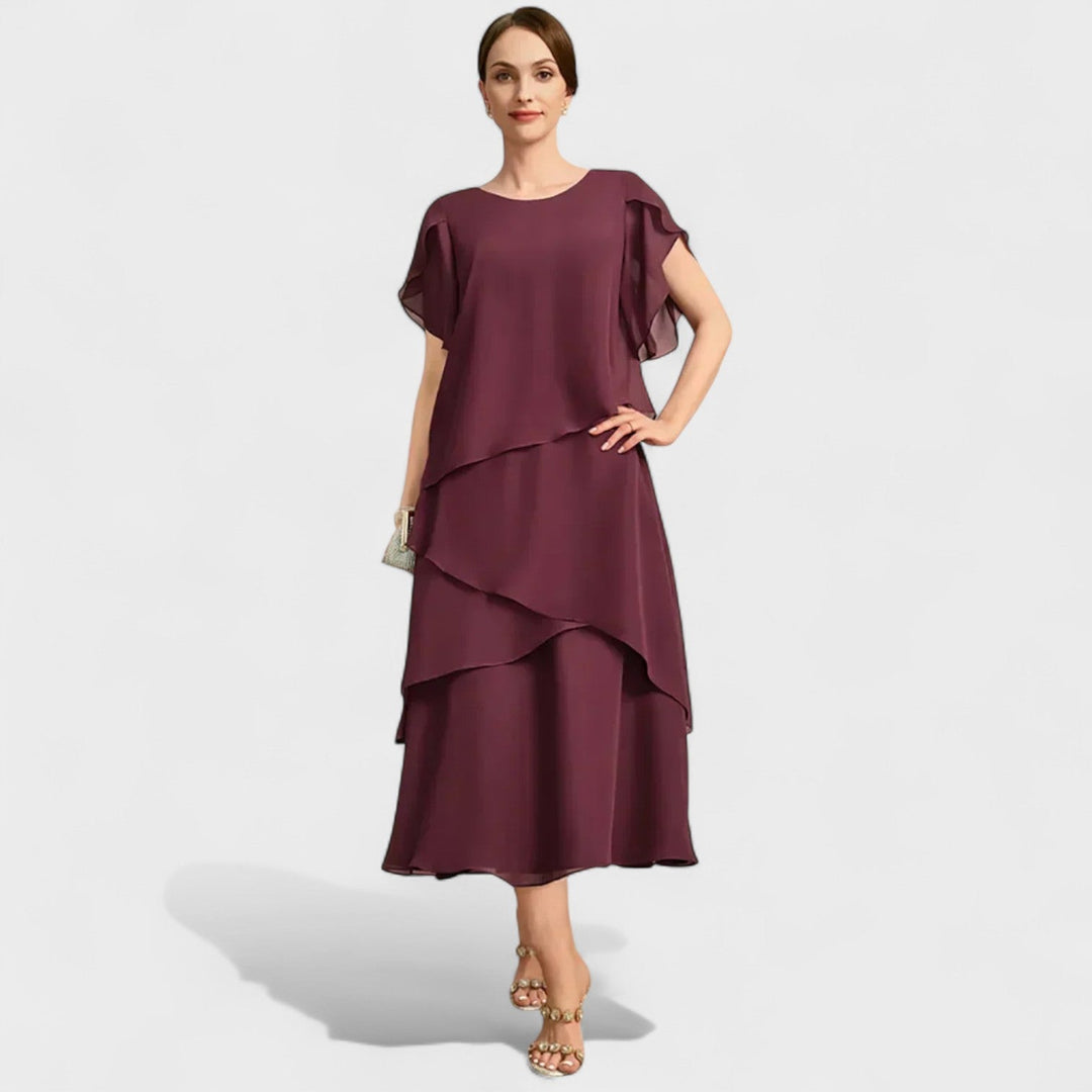 Clara - Oblačilo s Klasično Eleganco