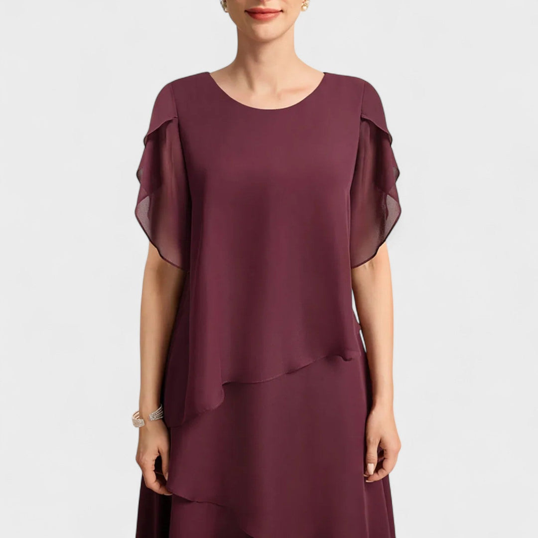 Clara - Oblačilo s Klasično Eleganco